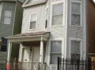 1846 W Barry Ave #1, Chicago, IL 60657