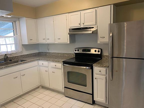 Kitchen with SS Appliances