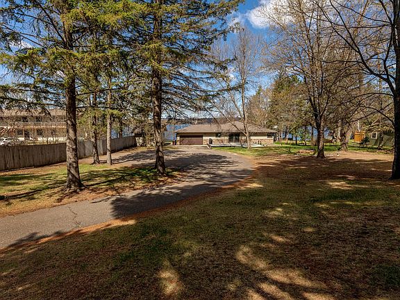 5th image of 14963 Wonderland Park Rd