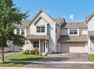 970 Heldt St, Chaska, MN 55318