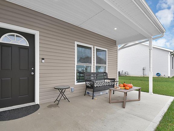3rd image of 1101 Oxley Dr