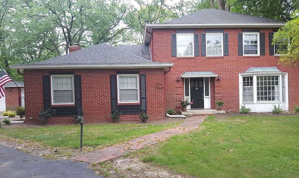 1st image of 411 Braeside Dr S
