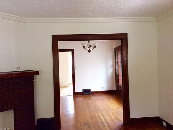 5th image of 4801 Ardmore Ave