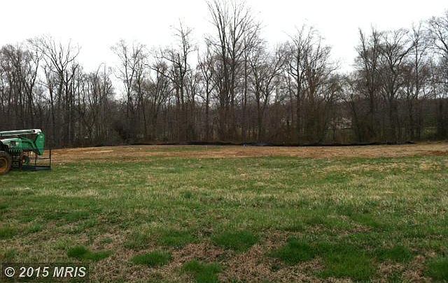 1st image of 236 Bishops Grant Dr