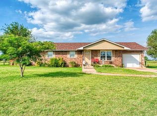 27 Maple St, Watonga, OK 73772