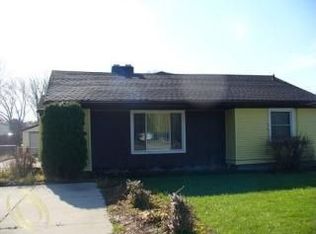 15910 E Forteen Mile Rd, Fraser, MI 48026