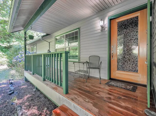 58345 Lindsay Ln, Warren, OR 97053