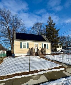 74 Stone Street, Hartford, CT, 06106