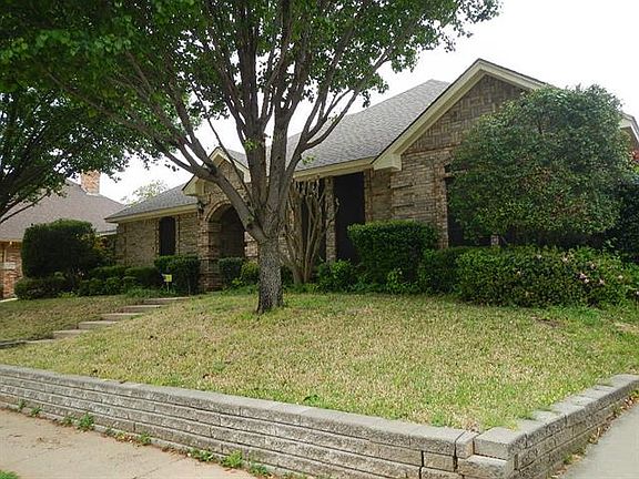 2nd image of 2609 Rollingshire Dr