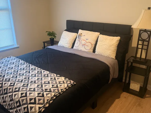 1103 Fairway Pointe Dr #A, Riverdale, GA 30274