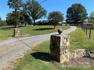 9525 Mull Rd, Vale, NC 28168