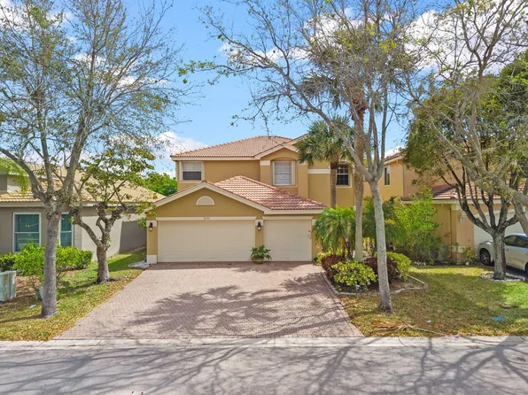 5090 Bright Galaxy Ln, Greenacres, FL 33463
