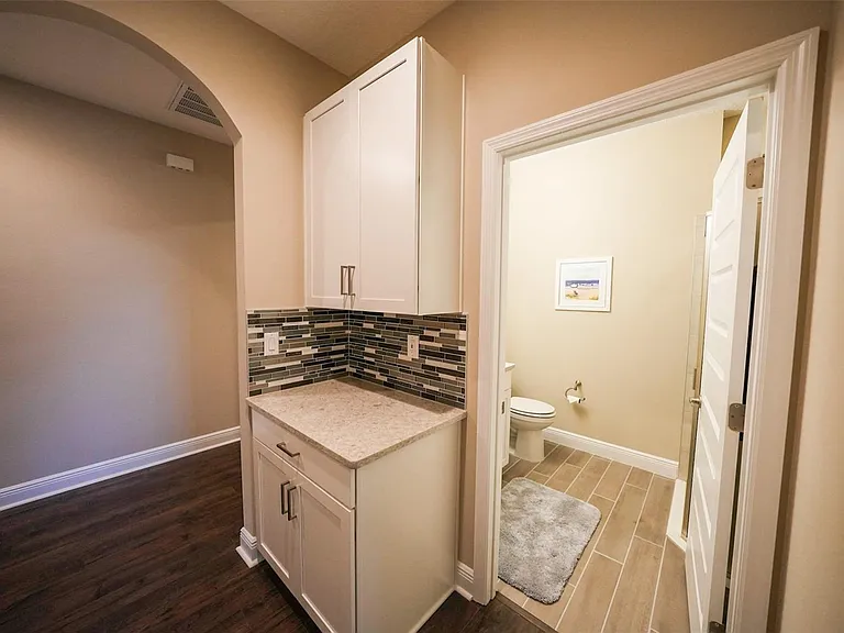 16284 Admirals Cove Ln — Photo 23
