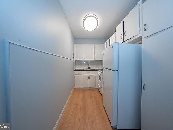 4th image of 118 S 21st St APT 1007