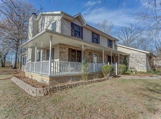 6407 Timber Lane Dr, Mascoutah, IL 62258