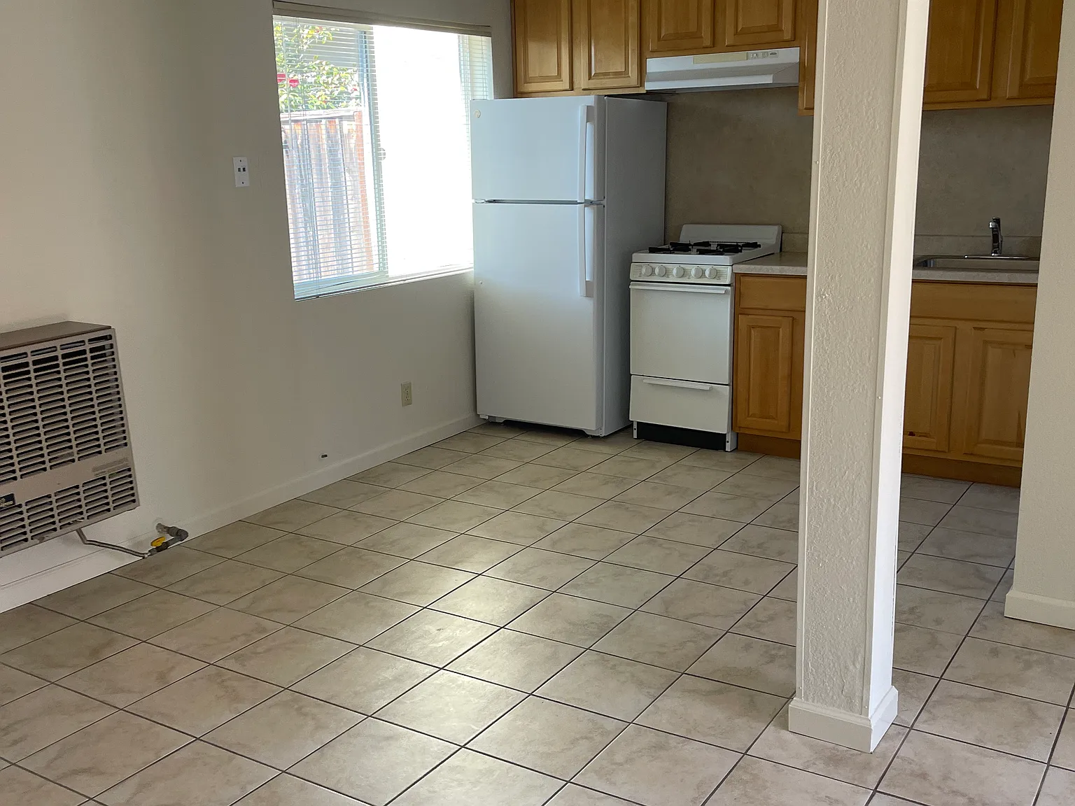 22579 Arlette Ave — Photo 3