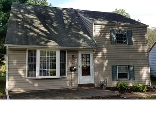 729 Valley Rd, Phoenixville, PA 19460