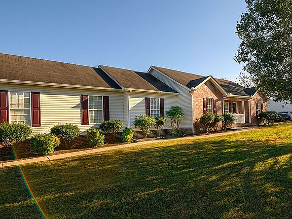 2nd image of 408 Meadowlark Dr