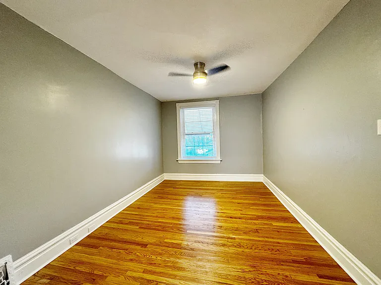 3808 Fairview Ave — Photo 12