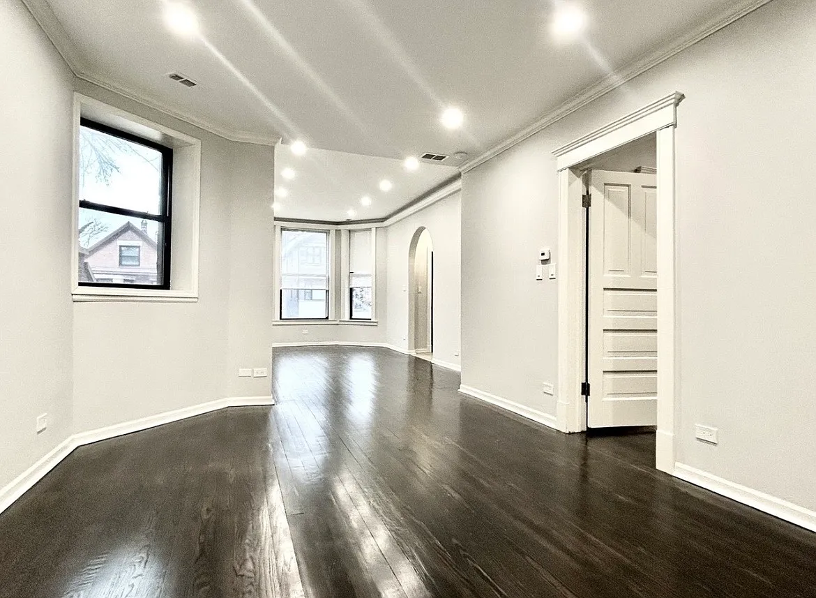 Building Photo - 3353 S Union Ave #1
