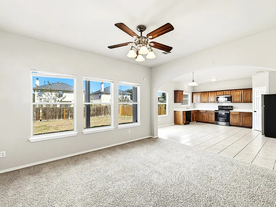13316 Marie Ln
