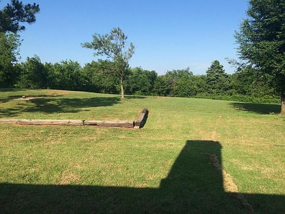 4th image of 10000 E Rolling Meadows Dr