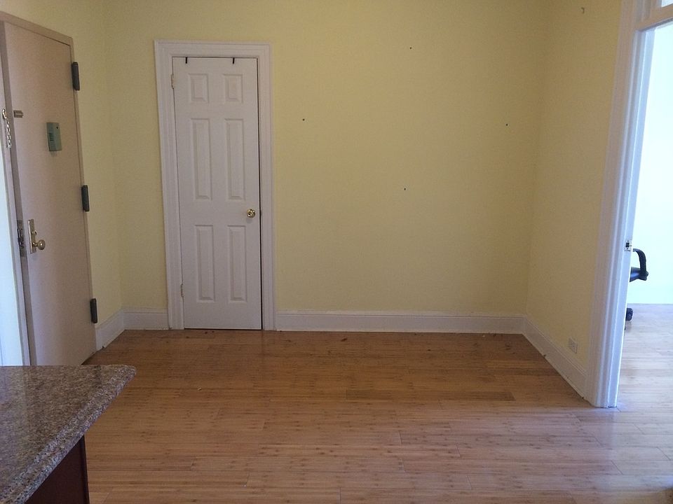 1st image of 2563 33rd St APT 2F