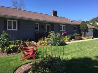 17 Rose Ter, Pittsfield, MA 01201