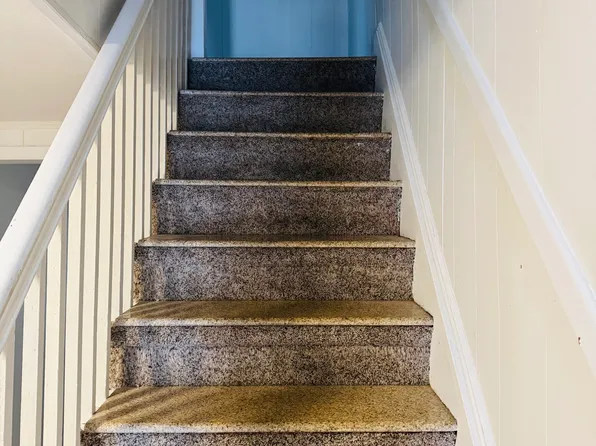 113 Van Pelt Avenue image 15 of 16