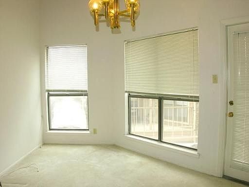 3rd image of 2542 BABCOCK ROAD #202C