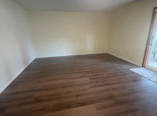 916 Brooke Ln #1, Schererville, IN 46375