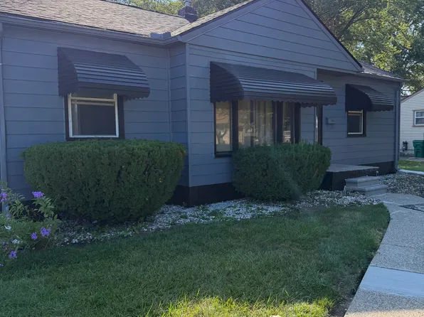 2208 Belton St, Garden City, MI 48135