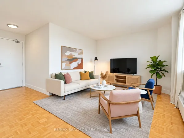485 Huron St #206, Toronto, ON M5R 2R5