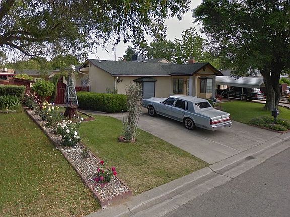 3rd image of 3817 Donna Cir