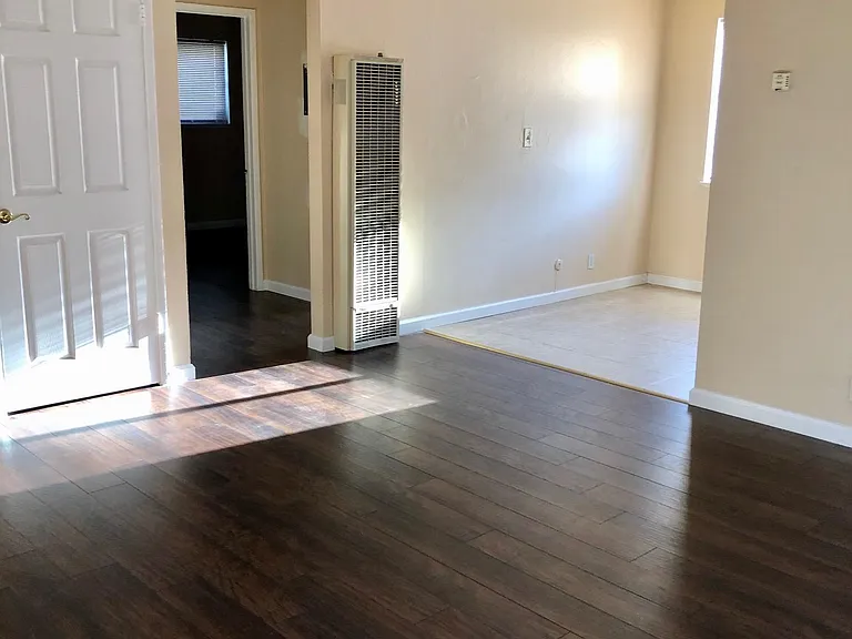 1585 Quebec Ct #2 — Photo 3