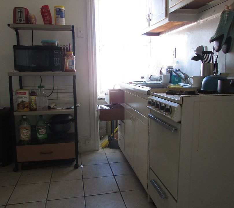 2nd image of 339 N 40th St