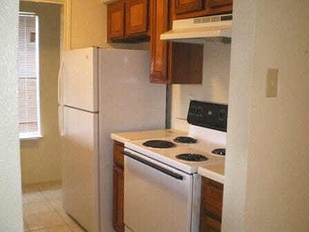 3rd image of 1318 Brenda Ln #4