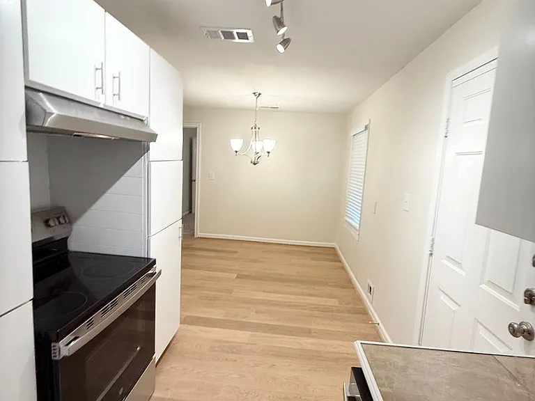 8 Piney Way — Photo 9