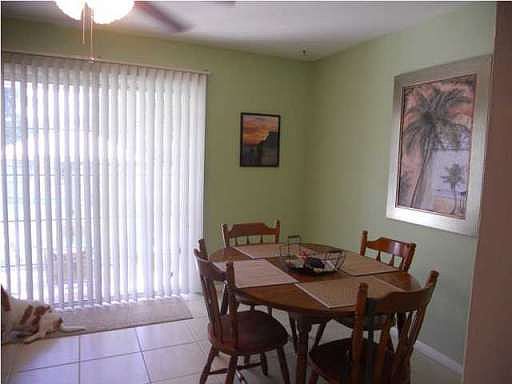 4th image of 3070 Skycrest Dr