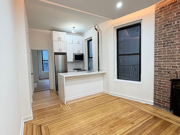 3rd image of 158 W 84th St APT 3C