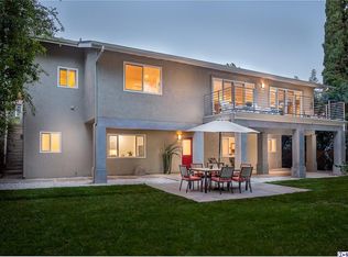 1494 Poppy Peak Dr, Pasadena, CA 91105