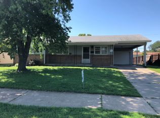 738 Carl Ave, Salina, KS 67401