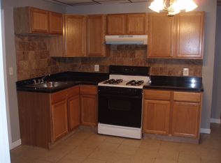 202 Ridge St #1N, Fall River, MA 02721