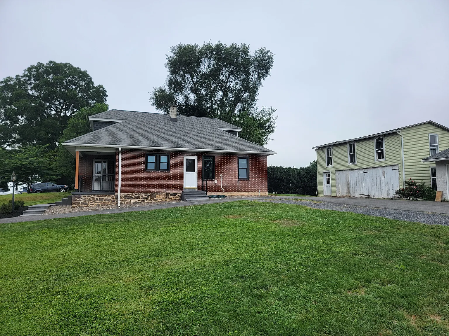 2 bed, 1295 sqft, $1,795 — Photo 4