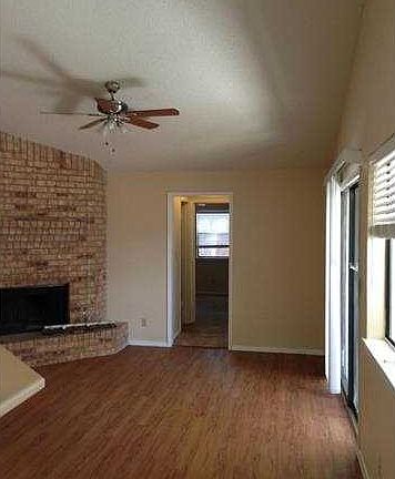 4th image of 2612 Garrettson Dr #B