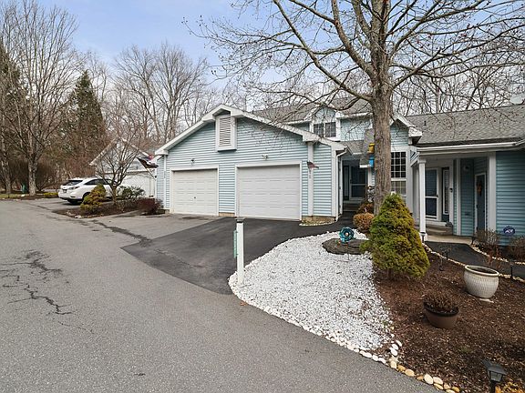 4th image of 307 Inverness Dr