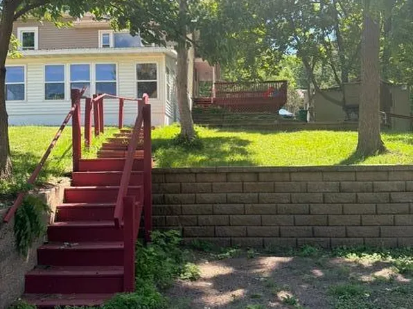 221 N Jefferson St #B, Saint Croix Falls, WI 54024