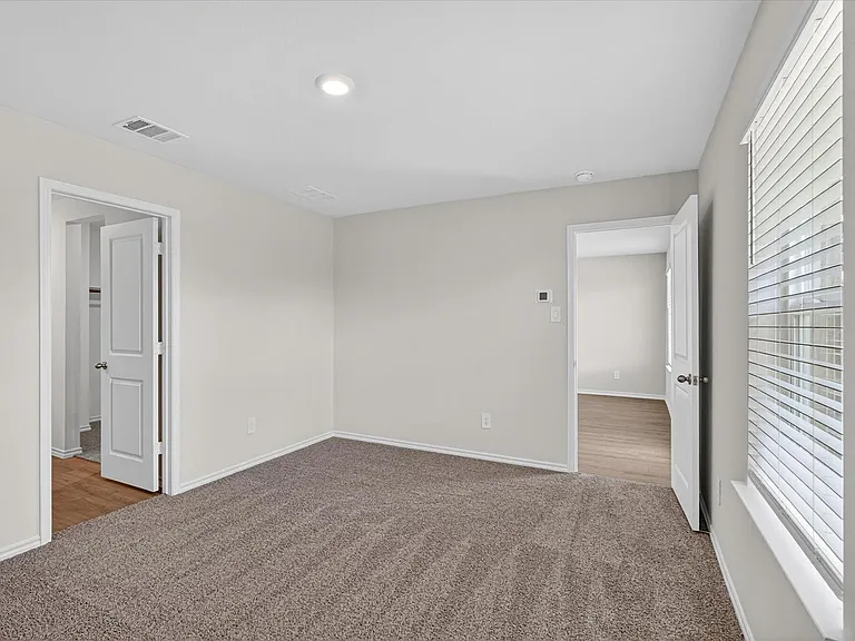 1818 Potomac Ln — Photo 14