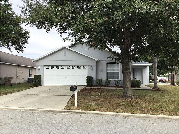 3rd image of 932 Clear Creek Cir
