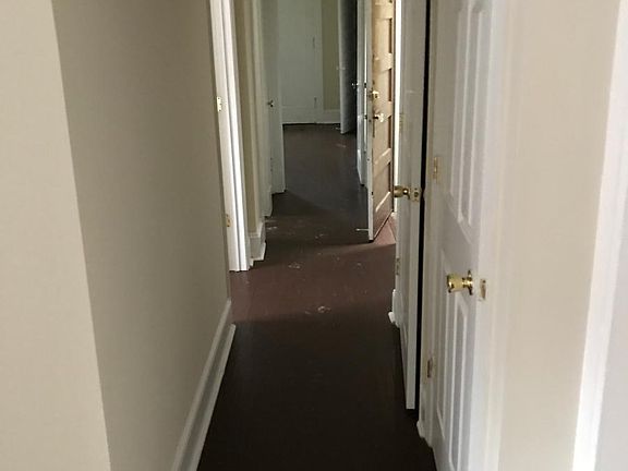 5th image of 2420 Barton Ave APT 4